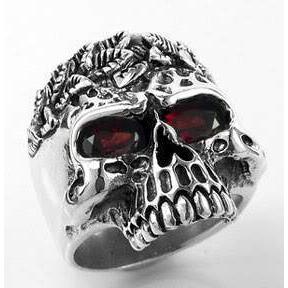 Кольцо с диким серебряным черепом