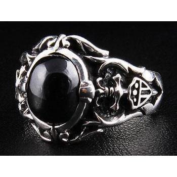 Серебряное средневековое мужское кольцо с черным ониксом