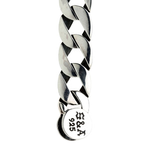 Heavy Sterling Silver Curb Link Bracelet: Detailed view of the bracelet end link with authentic 925 engraving