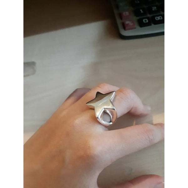 Серебряное кольцо со звездой