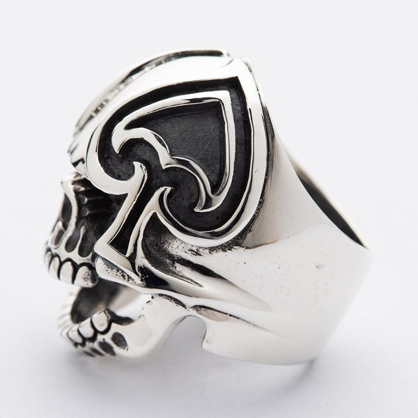 Серебряное кольцо с лопатой в виде черепа