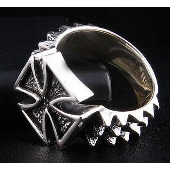 Ring aus Sterlingsilber mit Dornenkreuz