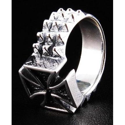 Ring aus Sterlingsilber mit Dornenkreuz