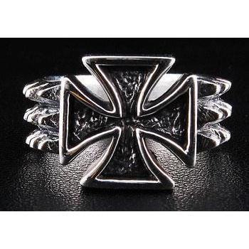 Ring aus Sterlingsilber mit Dornenkreuz
